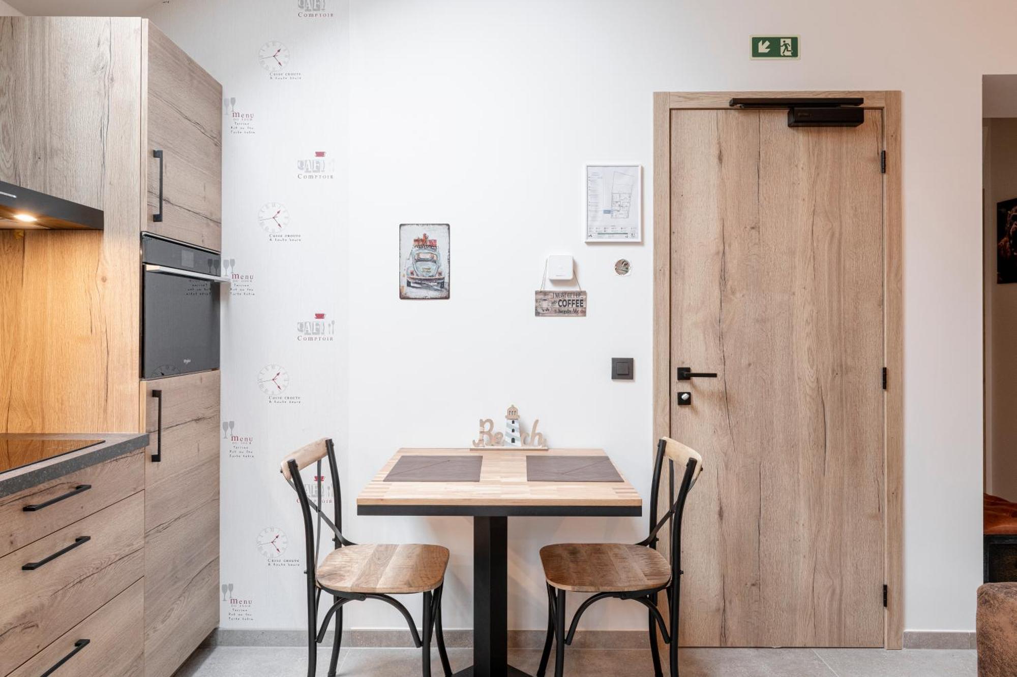 Cozy Flats Apartment อีปส์ ภายนอก รูปภาพ