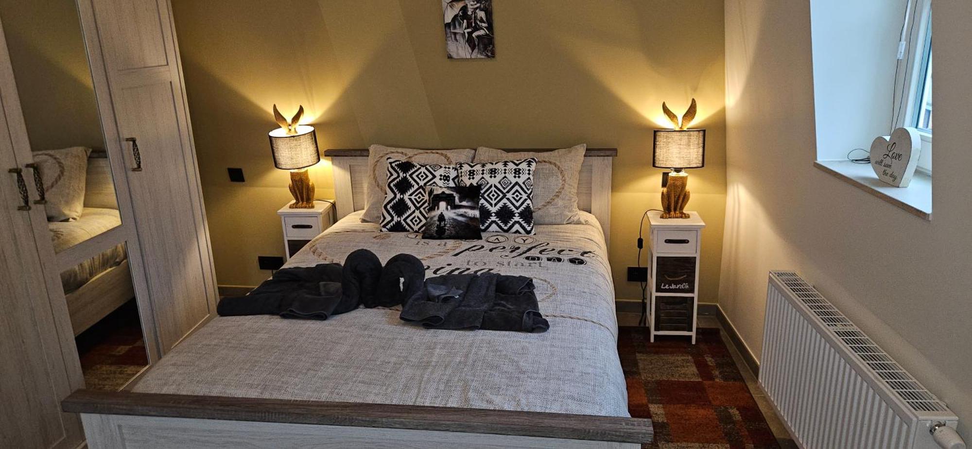Cozy Flats Apartment อีปส์ ภายนอก รูปภาพ
